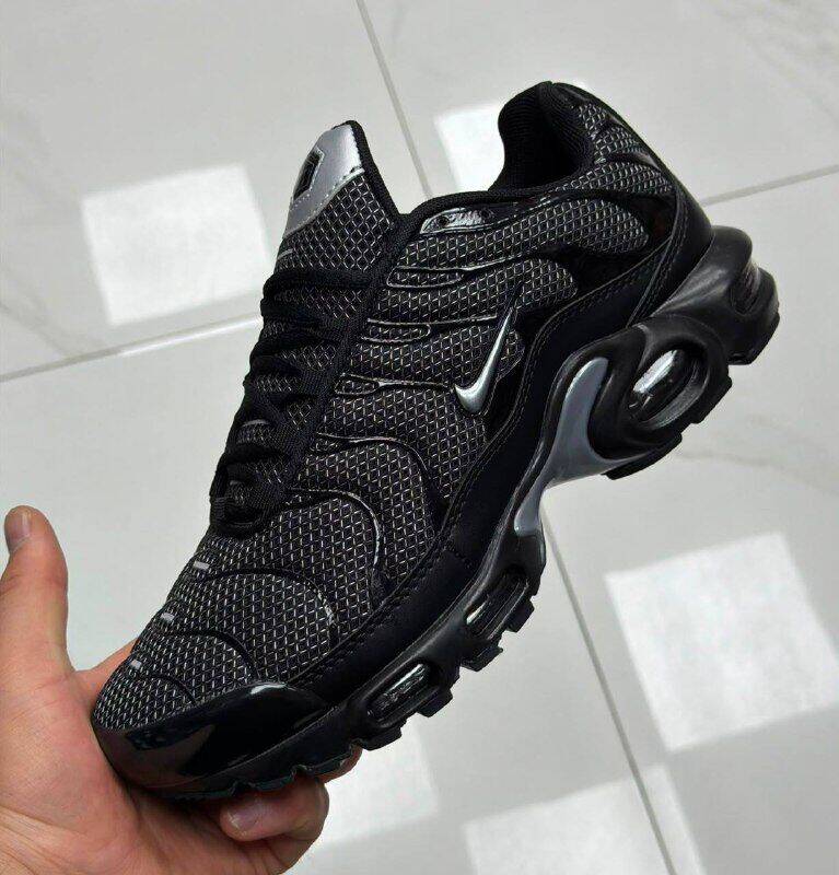 Кроссовки Nike