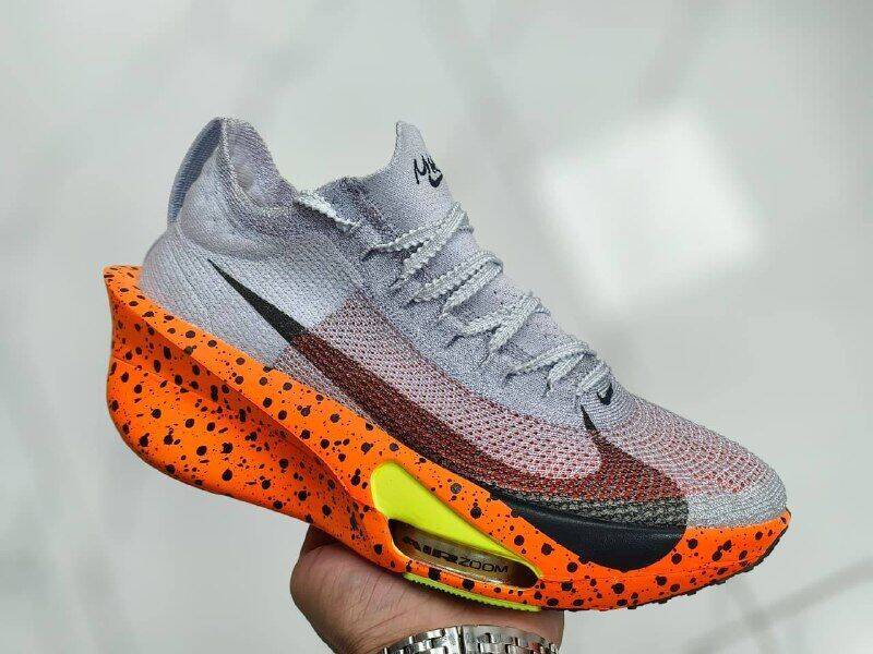 Кроссовки Nike